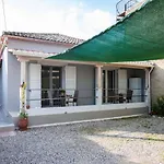 Fouki Apartments Ipsos Beach